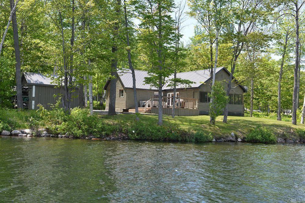 Birchland Cottages Iron Bridge Экстерьер фото