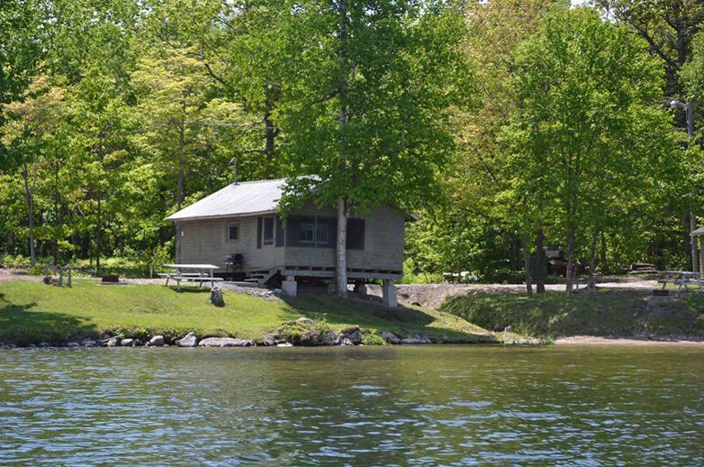Birchland Cottages Iron Bridge Экстерьер фото